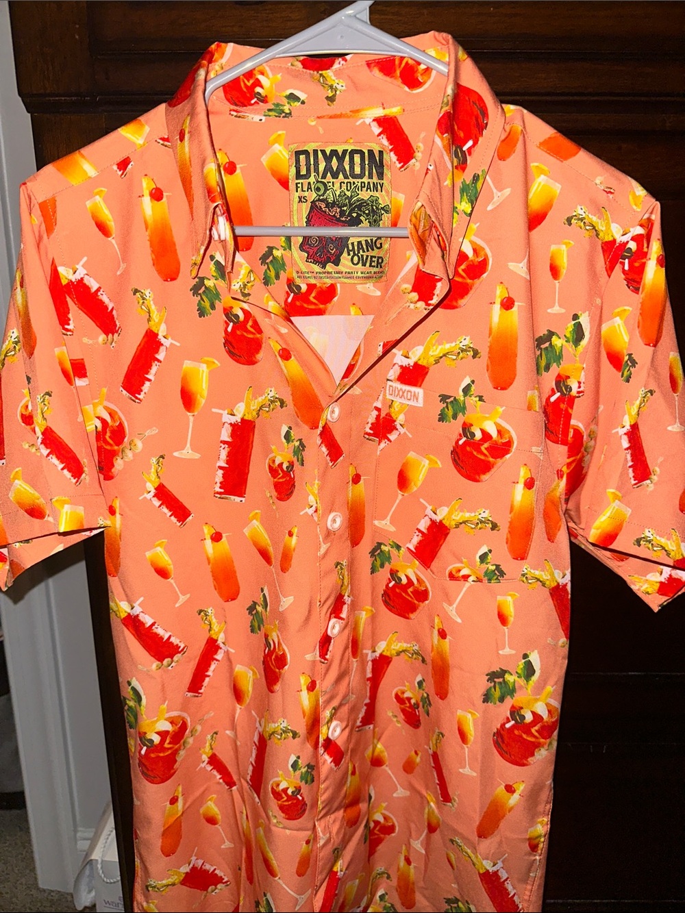 DIXXON Coral Tropical Cocktail Print Short-Sleeve Shirt (Party Shirt) - Men’s XS